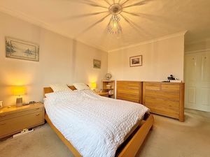 Photo 17- click for photo gallery